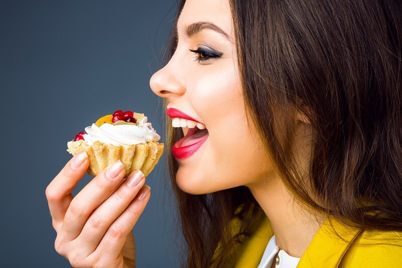 How to Enjoy Sweets Without Ruining Your Teeth